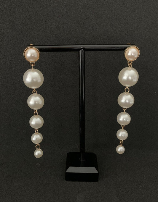 Long Pearls